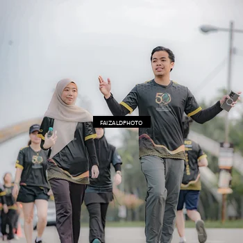Runner Photo 7170510