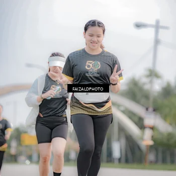 Runner Photo 7170575