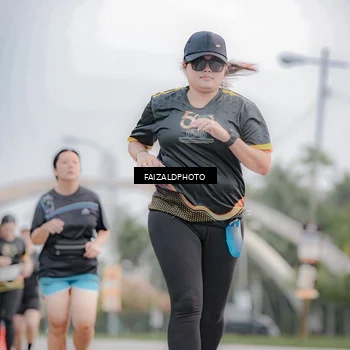 Runner Photo 7170604