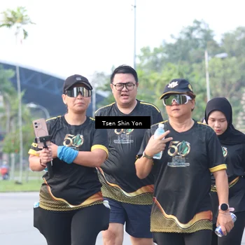 Runner Photo 7170690