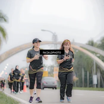 Runner Photo 7170698