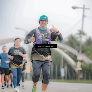 Runner Photo 7170752