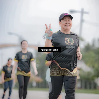 Runner Photo 7170808