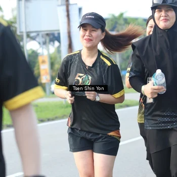 Runner Photo 7171086