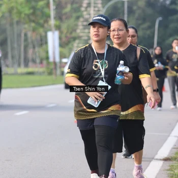Runner Photo 7171110