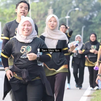 Runner Photo 7171186