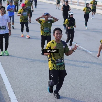 Runner Photo 7171197