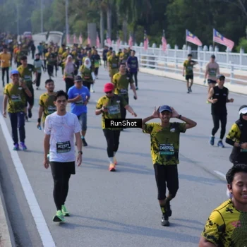 Runner Photo 7171201