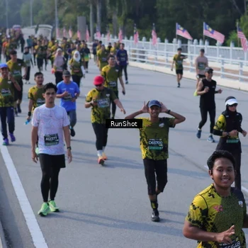 Runner Photo 7171202