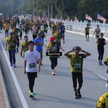 Runner Photo 7171205