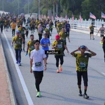 Runner Photo 7171207