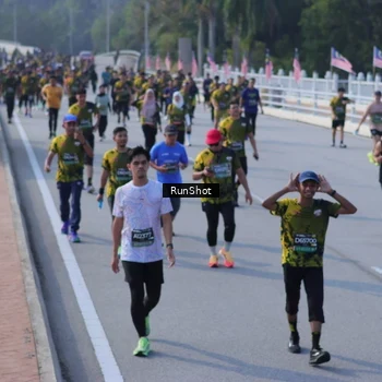 Runner Photo 7171208