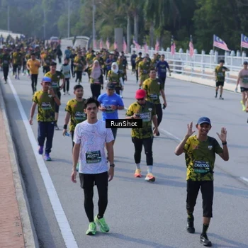 Runner Photo 7171215