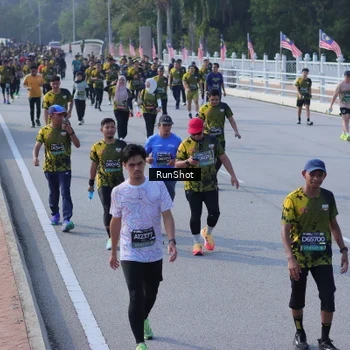 Runner Photo 7171222