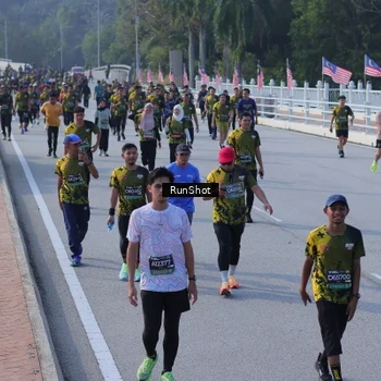 Runner Photo 7171224