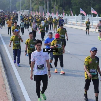 Runner Photo 7171226
