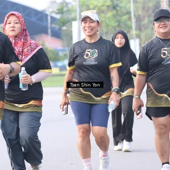Runner Photo 7171275