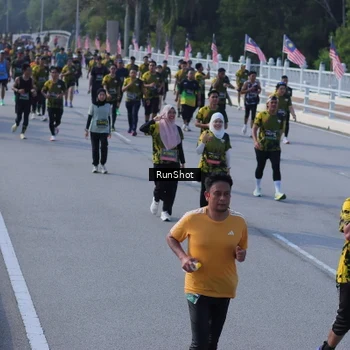 Runner Photo 7171442