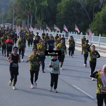 Runner Photo 7171641