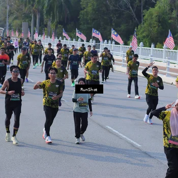 Runner Photo 7171642