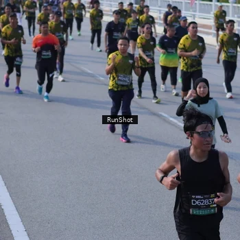 Runner Photo 7171682