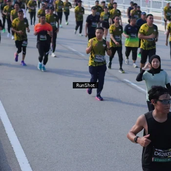 Runner Photo 7171683