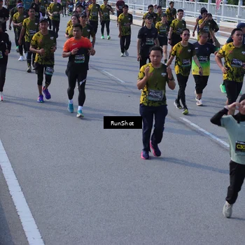 Runner Photo 7171691