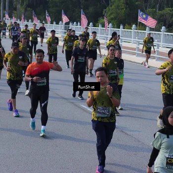 Runner Photo 7171693