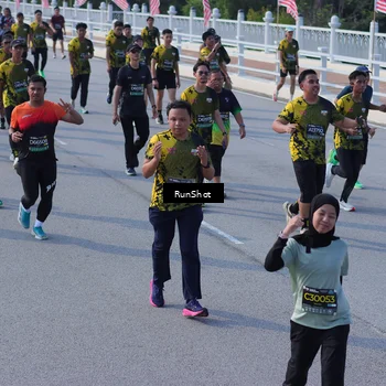 Runner Photo 7171708