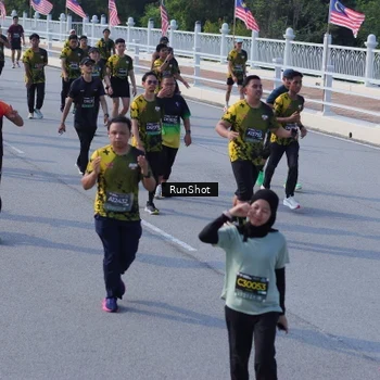 Runner Photo 7171715
