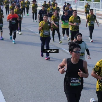 Runner Photo 7171716
