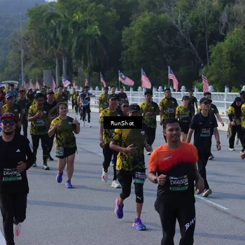 Runner Photo 7171729