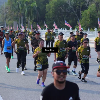 Runner Photo 7171731
