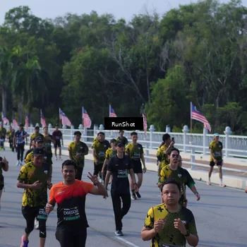 Runner Photo 7171736