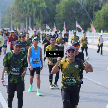 Runner Photo 7171758