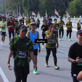 Runner Photo 7171769