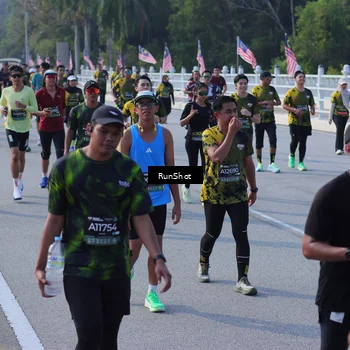 Runner Photo 7171771
