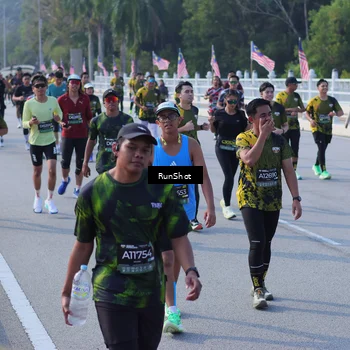 Runner Photo 7171775