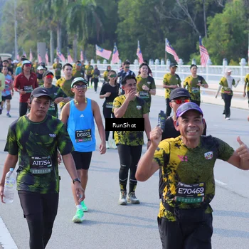 Runner Photo 7171777