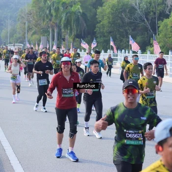 Runner Photo 7171803