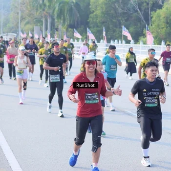 Runner Photo 7171812