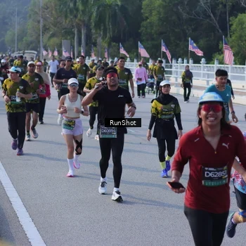 Runner Photo 7171824