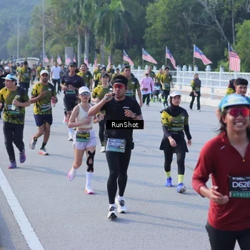 Runner Photo 7171828