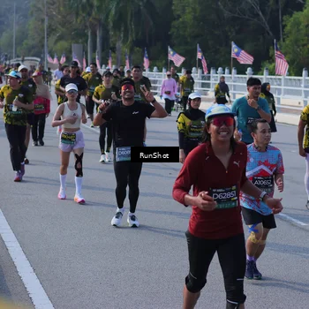 Runner Photo 7171847