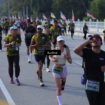 Runner Photo 7171855