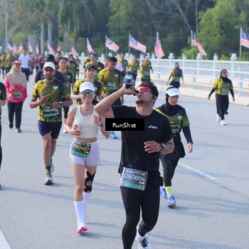 Runner Photo 7171866