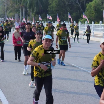 Runner Photo 7171872