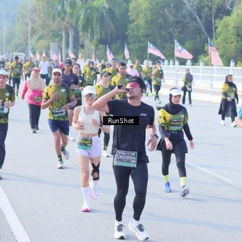 Runner Photo 7171873
