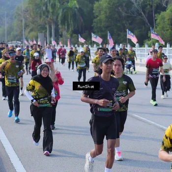 Runner Photo 7171901