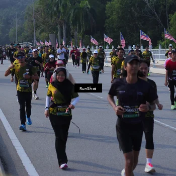 Runner Photo 7171902